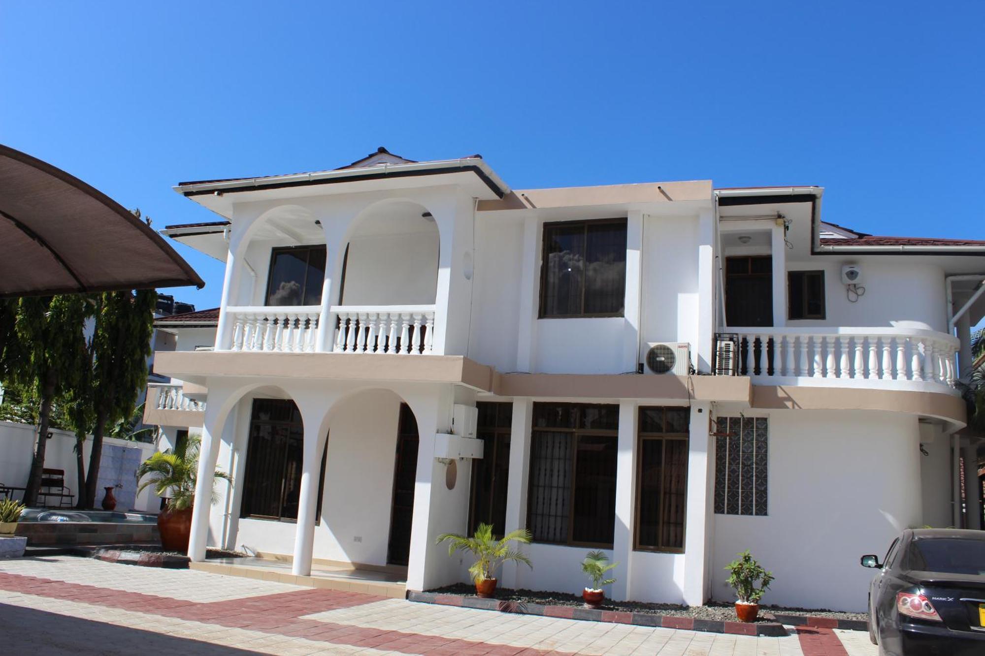 Mikocheni Condo Hotel & Apartments Дар-эс-Саламе Экстерьер фото