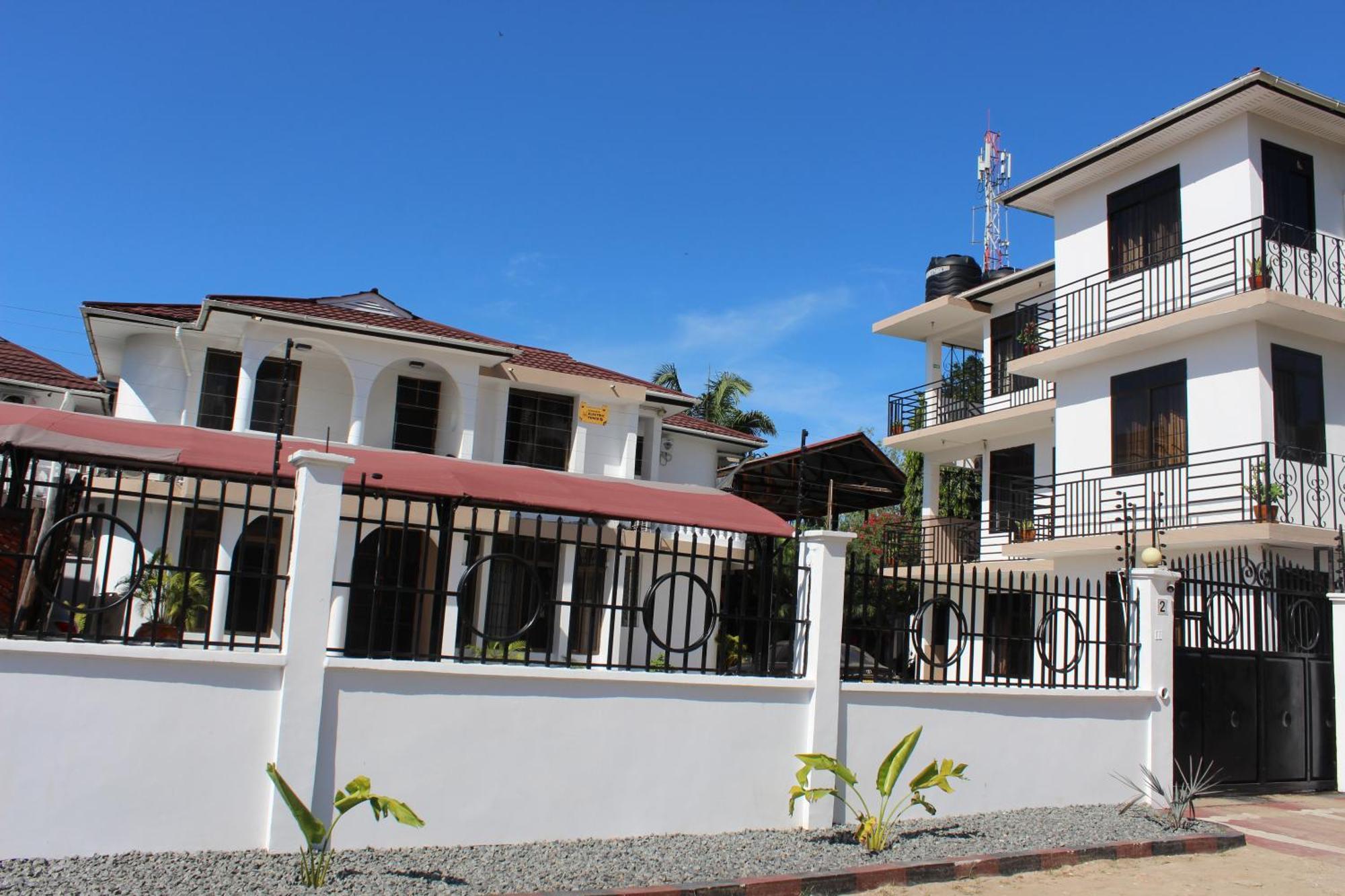 Mikocheni Condo Hotel & Apartments Дар-эс-Саламе Экстерьер фото