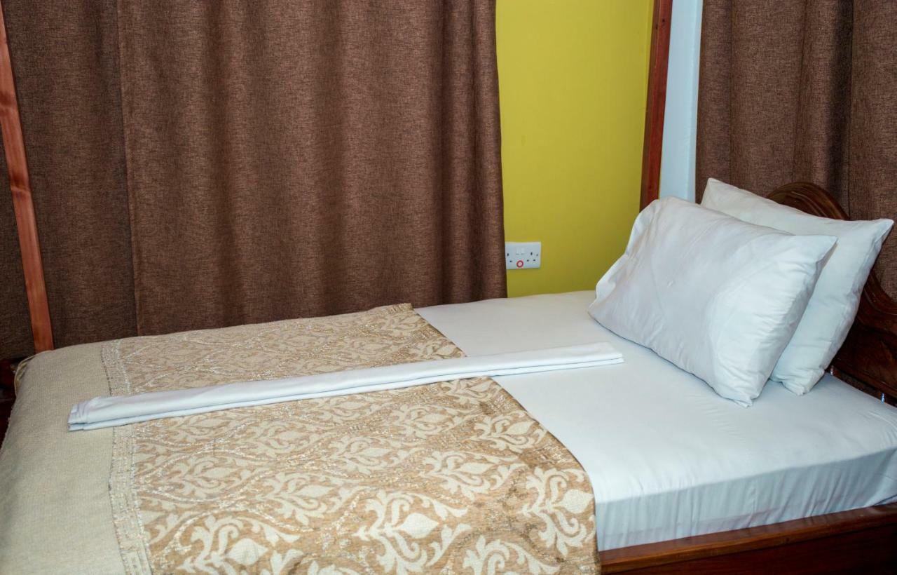 Mikocheni Condo Hotel & Apartments Дар-эс-Саламе Экстерьер фото